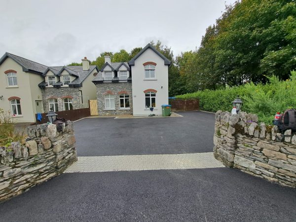 Asphalt driveway installation in Bantry