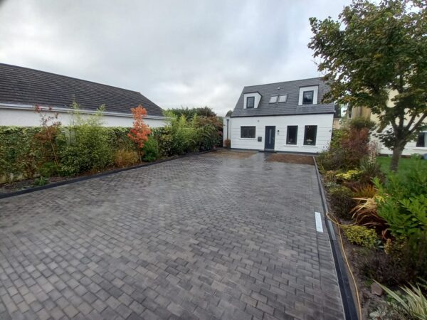 New Block Paved Driveway With Front Slabbed Patio In Ovens, Co. Cork (10)